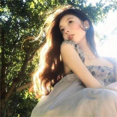 蝙蝠侠与哈莉·奎恩